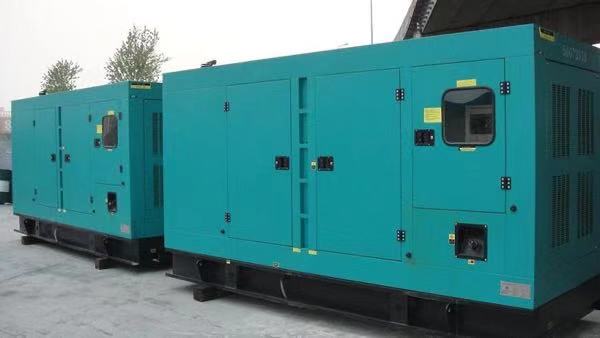 内蒙古康明斯400kw大型柴油二手发电机组