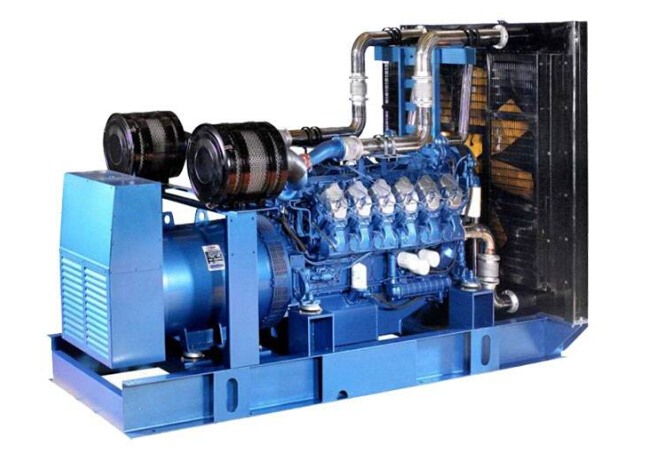 内蒙古康明斯30kw小型柴油二手发电机组